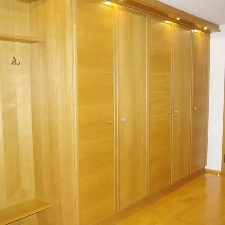 شقة Haus Berggruss By Interhome